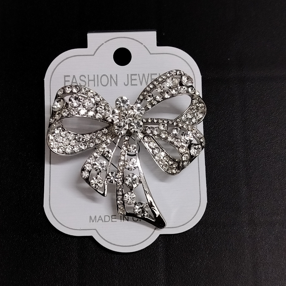 Fashion Jewelry Brooch Lapel Pin Bow Silver Color Clear